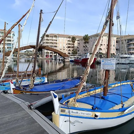 L'open-10 By Interhome * Fréjus
